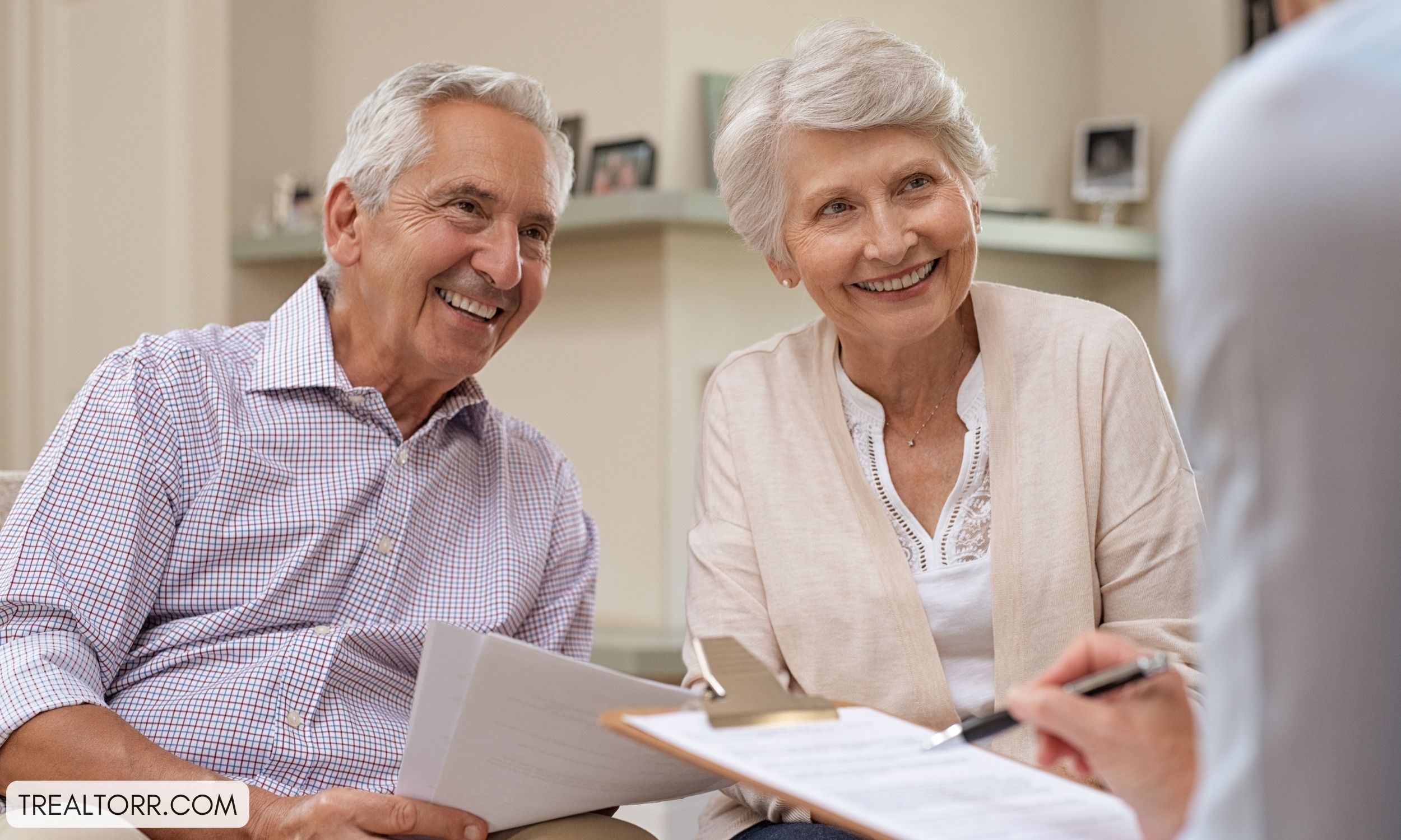 real estate investment advisor