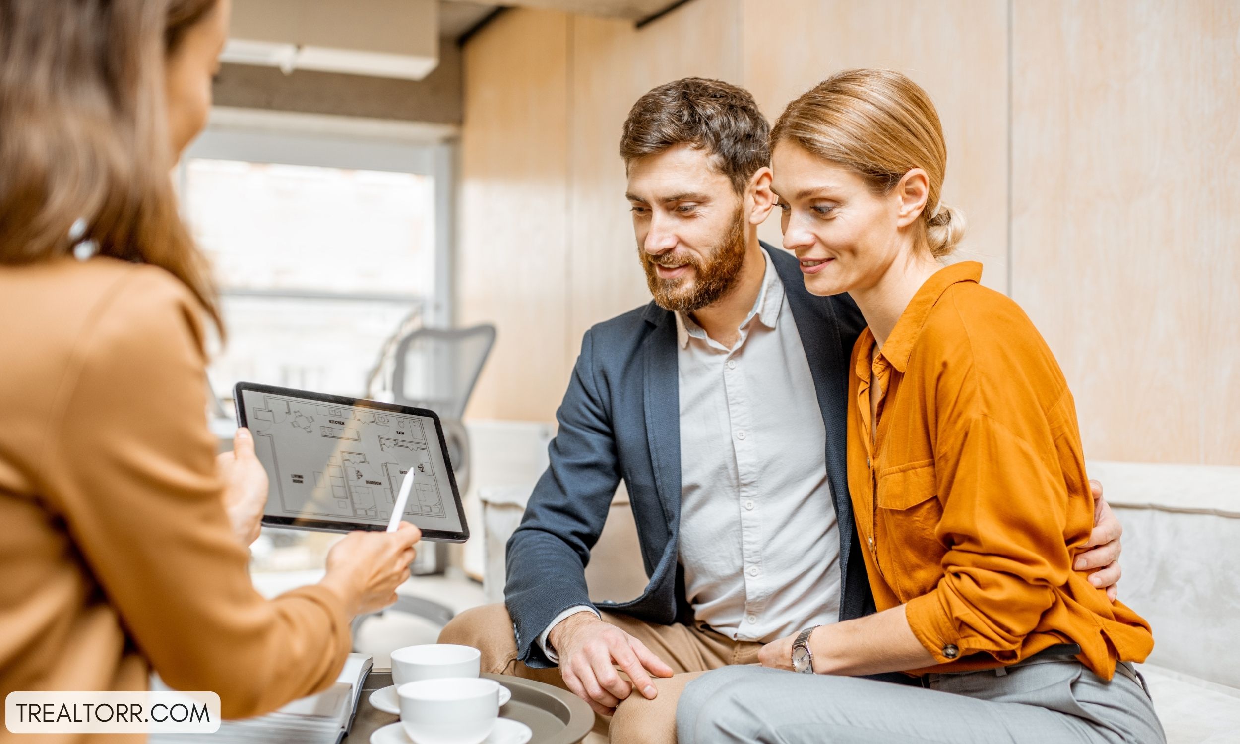 60. The benefits of investing in real estate through a real estate investment crowdfunding platform
