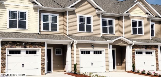 Townhouses vs Apartments: Which Wins? We Break Down the Key Differences for You!
