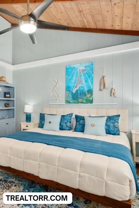 luxury bedroom in Hawaii