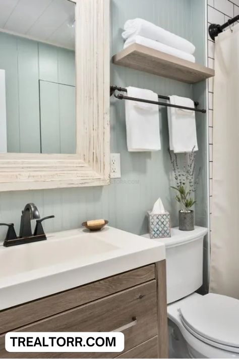 luxury bathroom Dream Big: This Breathtaking Hawaii Luxury House Could Be Yours for $1.1 Million!