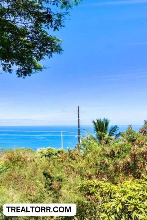Dream Big: This Breathtaking Hawaii Luxury House Could Be Yours for $1.1 Million!