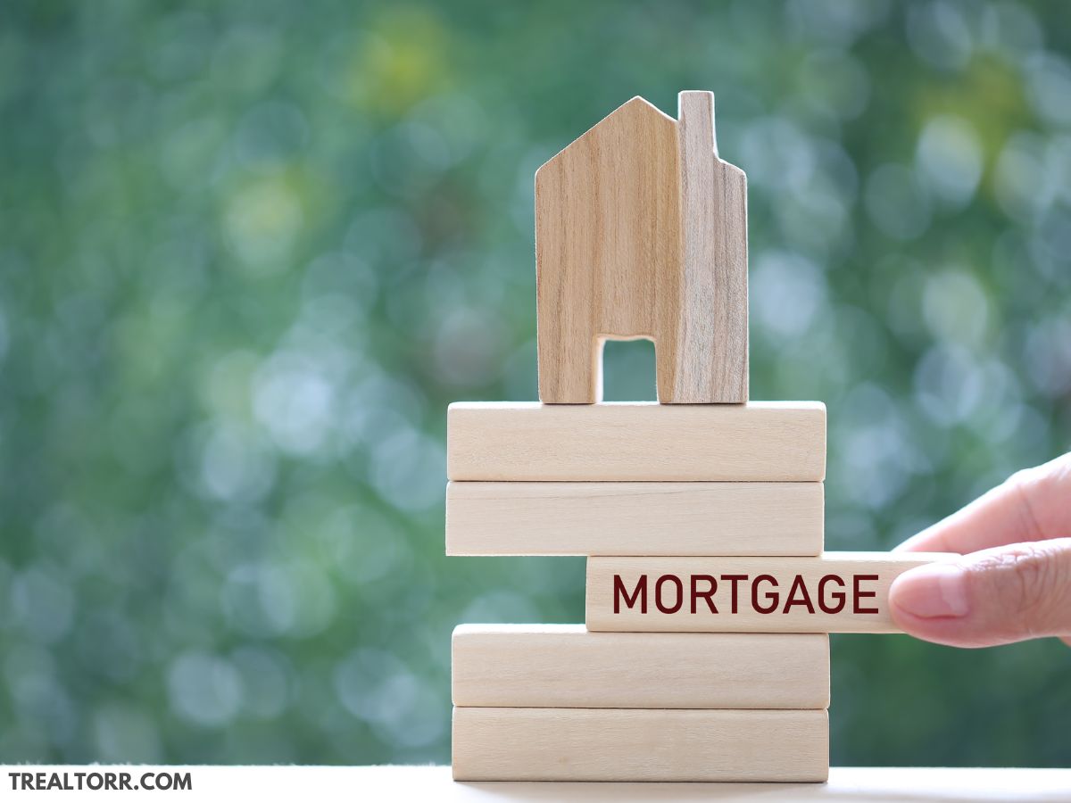 Difference between loan and mortgage