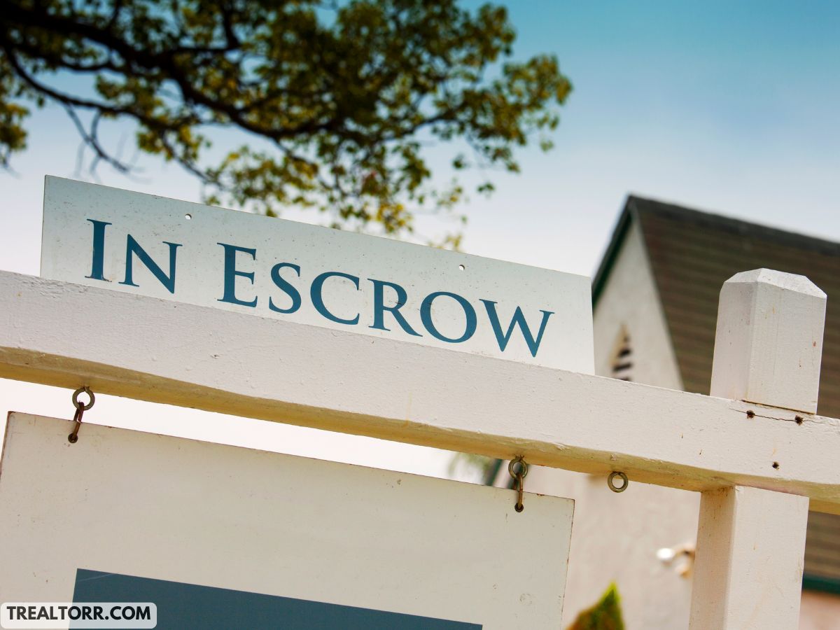 What is escrow analysis