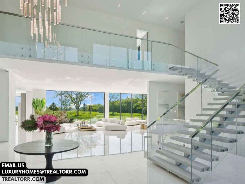 New $25 Million Luxury Home in New York Will Make You Want to Move In Right Now!