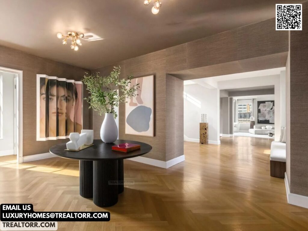 Step Inside NYC’s $40 Million Luxury Home!