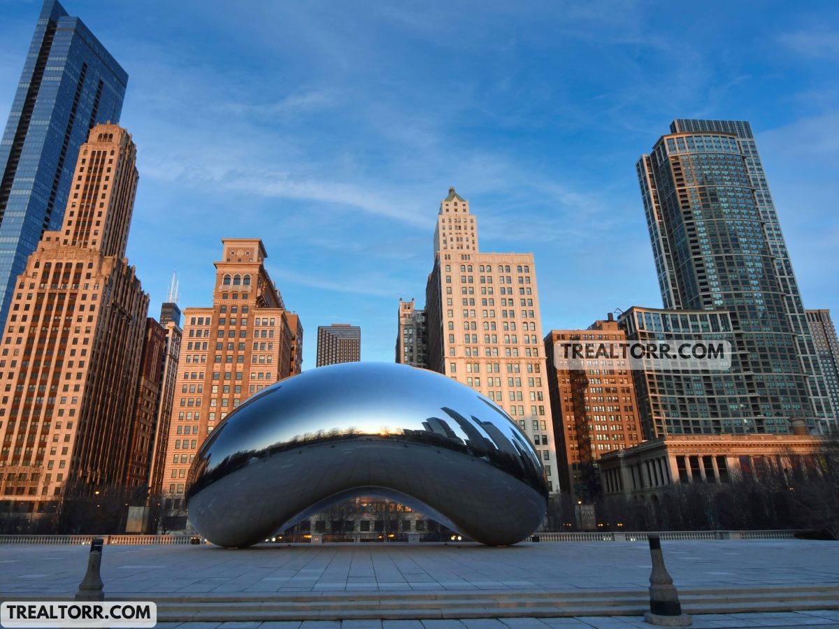 Chicago’s Luxury Real Estate Faces Crisis as Billionaire Sells at a Loss Amid Rising Crime