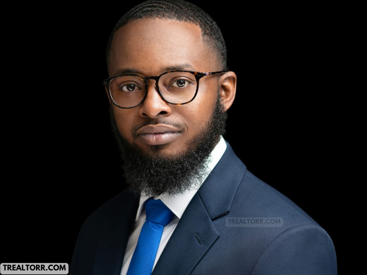 Family Desperate to Find Missing Realtor: What Happened to Ronald Dumas Jr.?