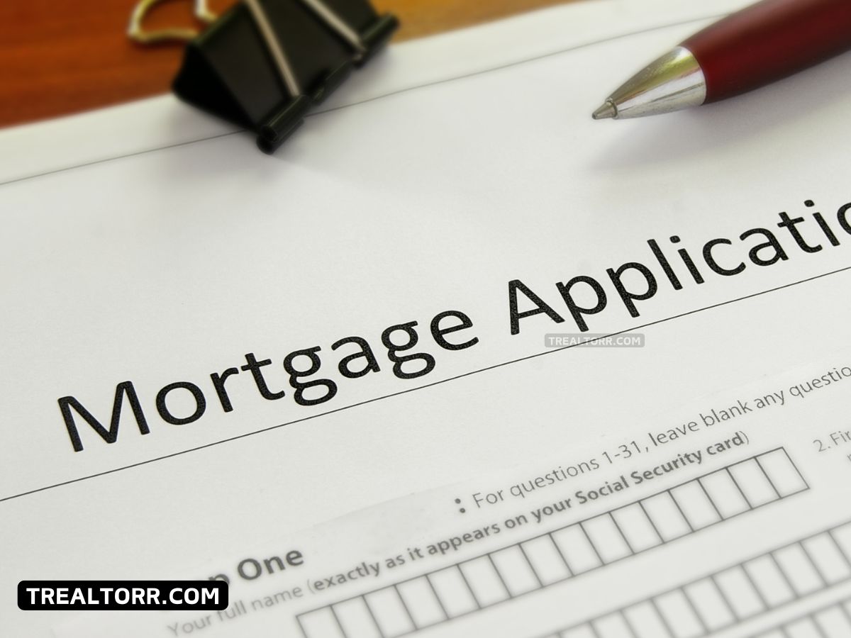How are balloon payment mortgages different from traditional mortgages? check all that apply.